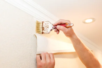 Pose de papier peint à la Ville-aux-Clercs — revêtements muraux et toiles de verre